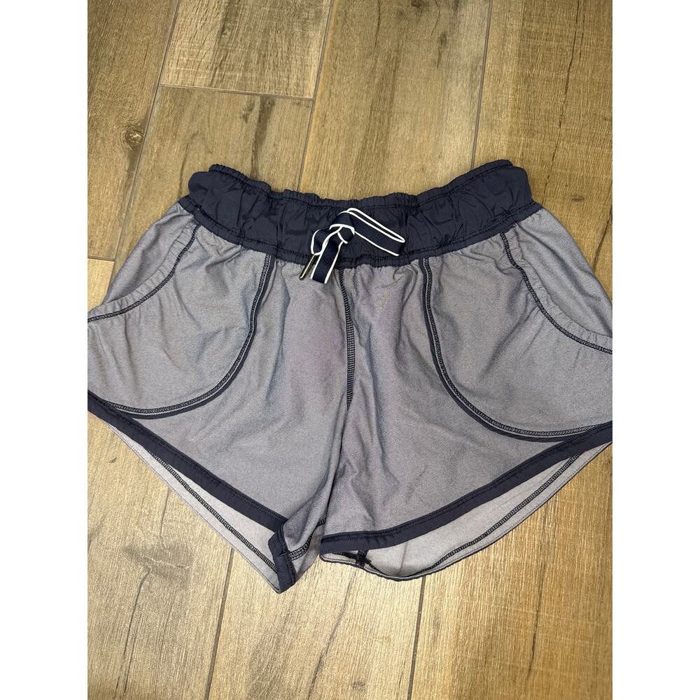 Lululemon Run Shorts Grey Navy Size 4 Athletic Running Shorts